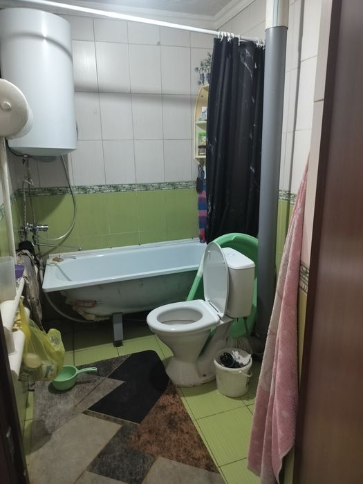Продам  2х этажный коттедж