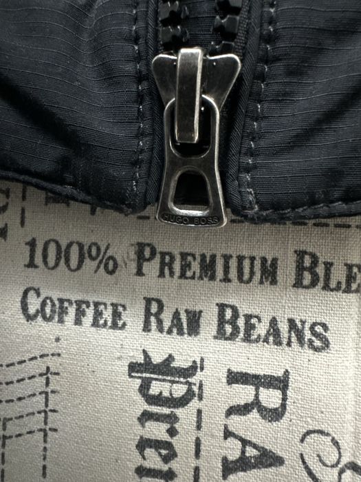 Hugo Boss original яке.XL