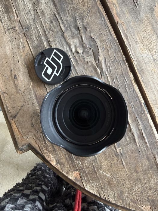 Obiectiv Sigma 16 mm, f1.4, montura sony e + cutie