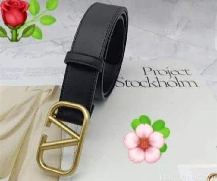 Curele unisex Valentino,logo metalic auriu, argintiu sau negru