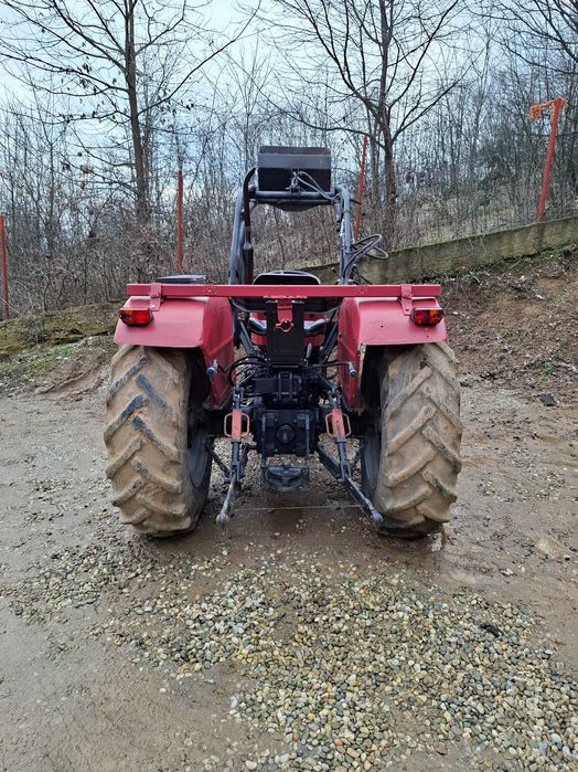 Tractor 550 DT cu incarcator frontal cu 2 cupe