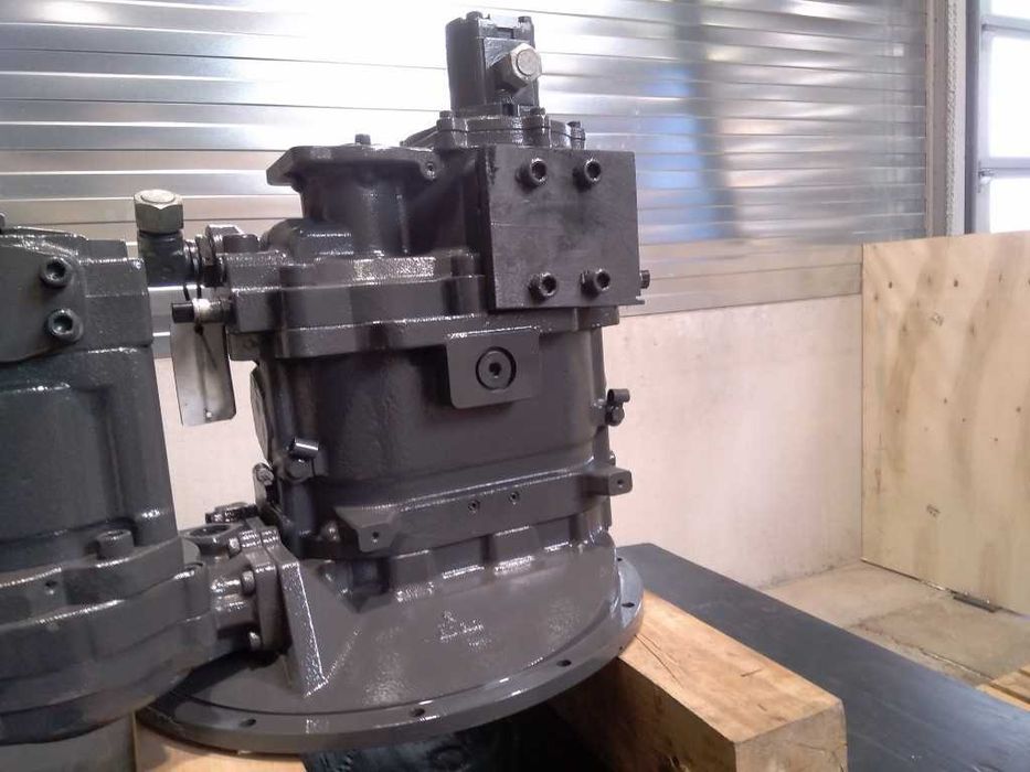 Pompa hidraulica Hitachi HPV118KX 23B YB60000495 reconditionata pentru excavator ZX225 utilaje constructii Uniterra Group SRL