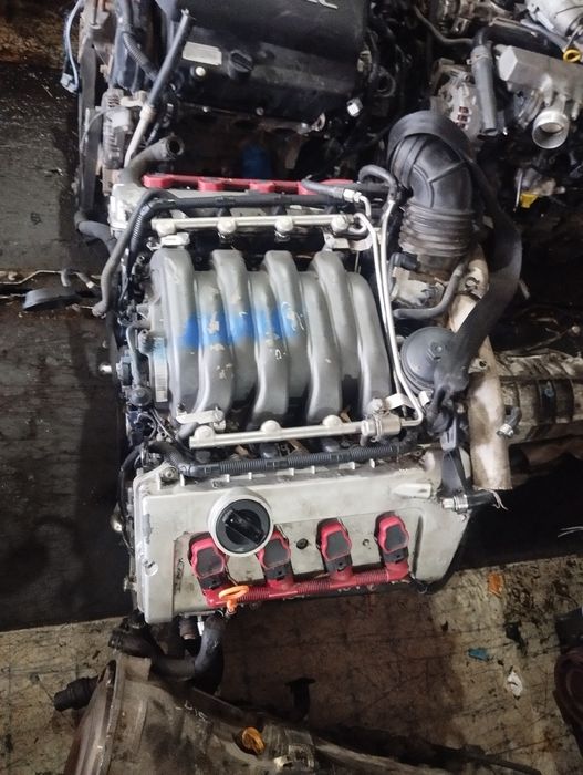 Привозной двигатель Audi A6  BAS 4.2 объёмом