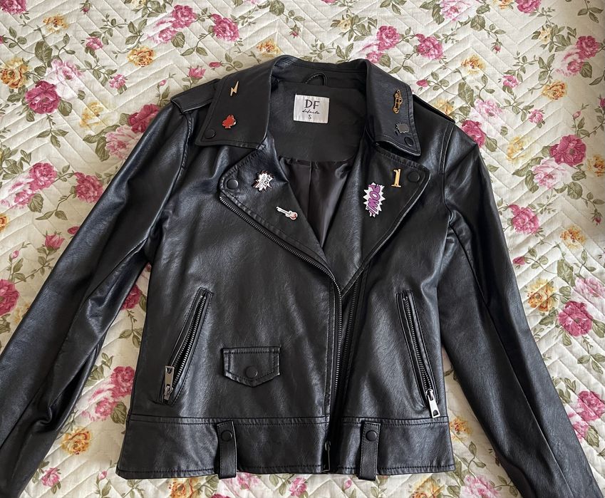 Курточка отличного качества