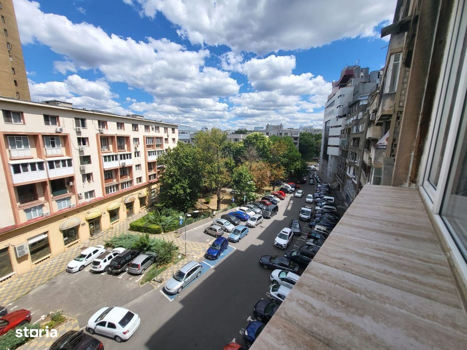 Palatul de Justitie.Garson. de inchiriat,centrala proprie, mob/utilata