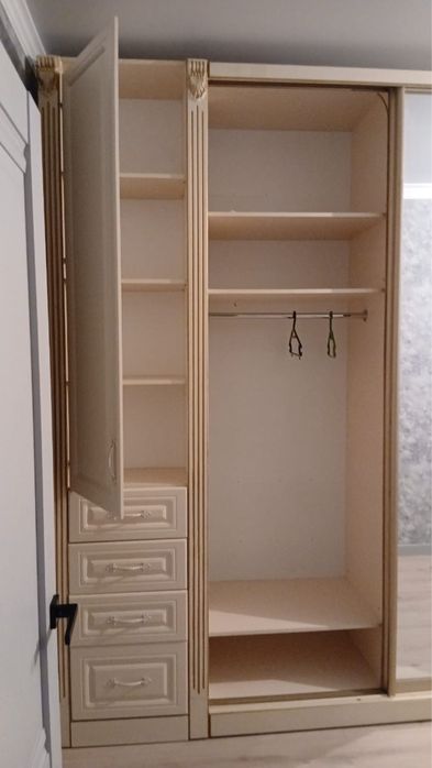 Шкаф сост жаксы.