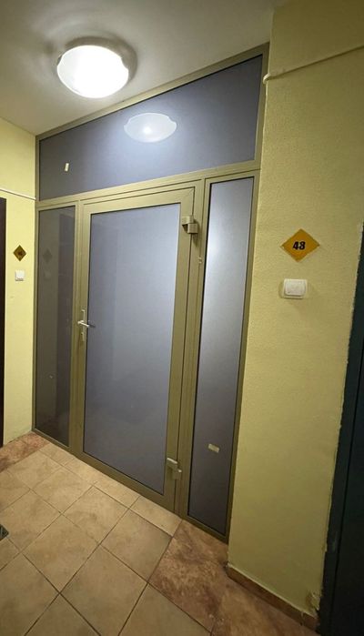 дверь для дома, стройматериал