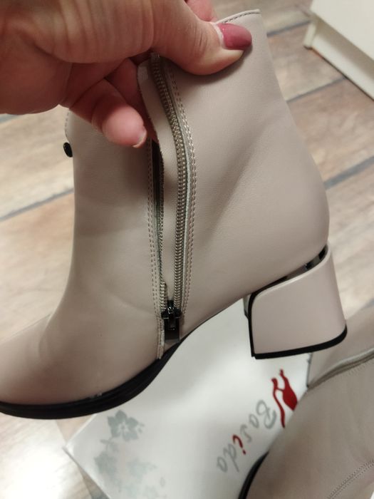 Дамски боти естествена кожа