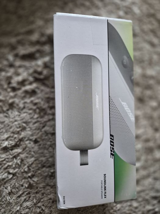 Vând  boxe bose noi