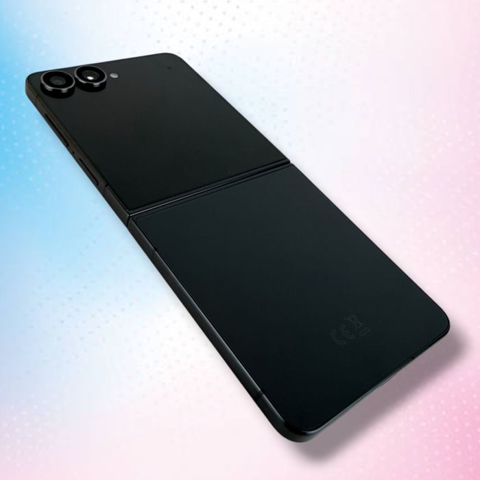 Samsung Galaxy Z Flip 7 5G 256GB 12RAM Jet Black Перфектен! Гаранция!
