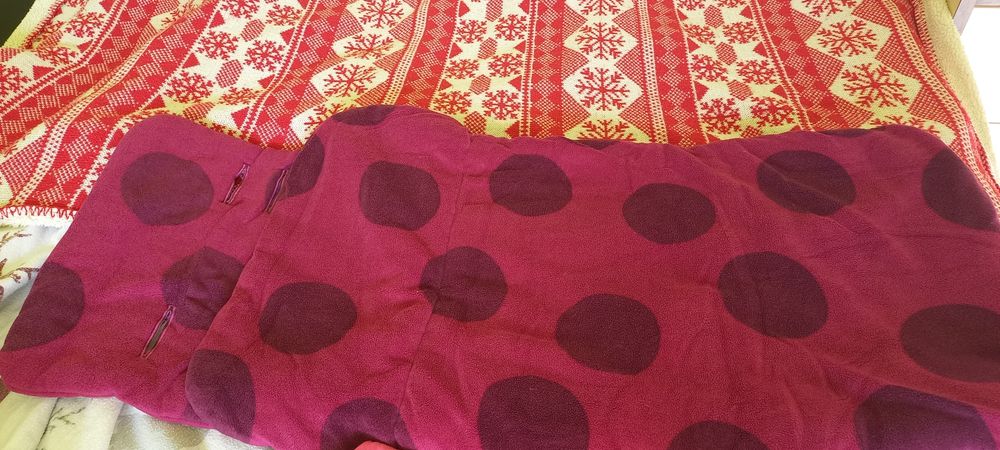 Две зимни чувалчета за количка или столче за кола