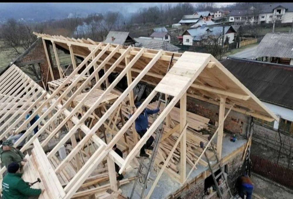 Acoperișuri,renovare și reparații