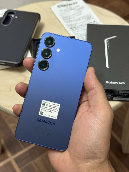 Samsung Galaxy S25 5G 12/128gb EAC телефону месяц