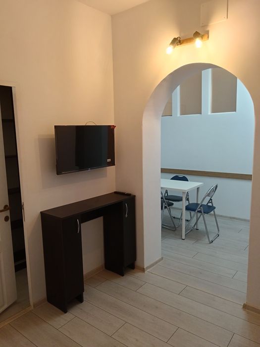 Proprietar, Inchiriez Apartament Spatios la Casa, 78mp, Zona Lupeni