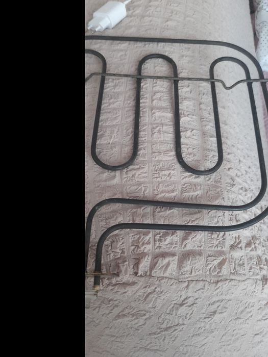 Тен от электрической духовки