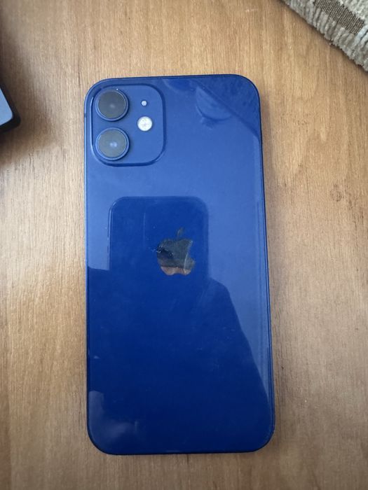 Продается айфон 12 мини