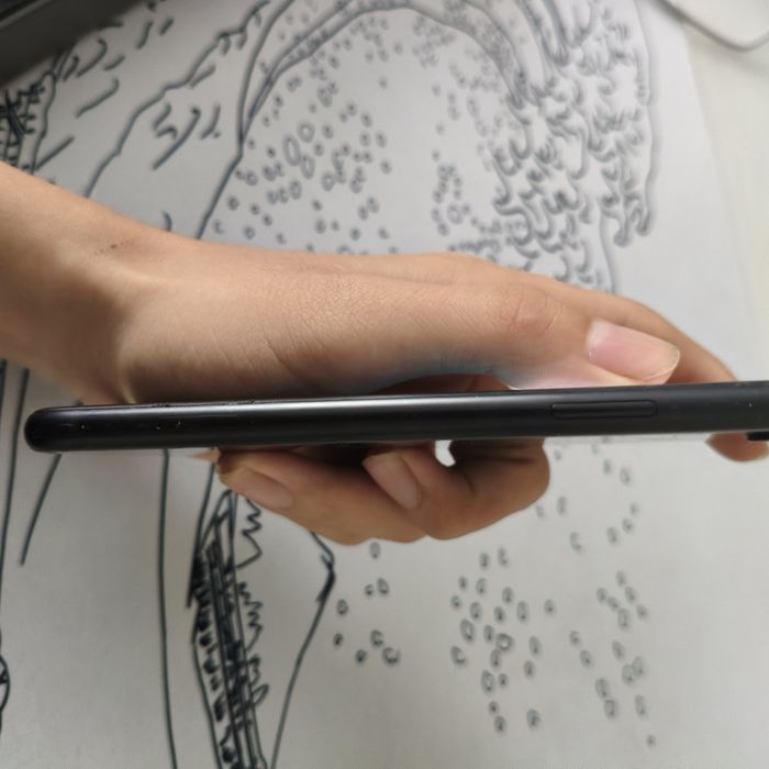 Iphone XR 64, 75
