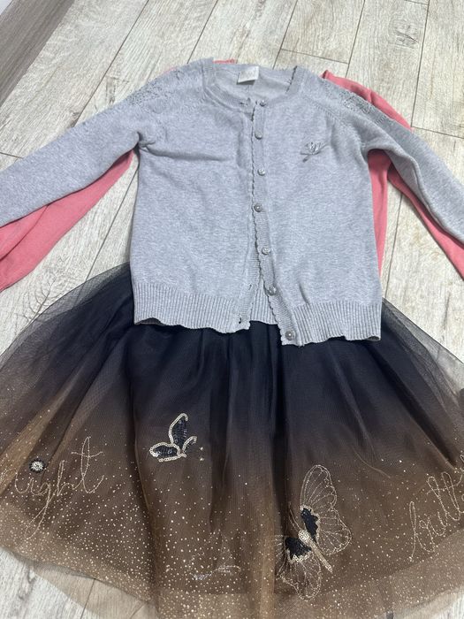 Продам одежду на девочку 5-7 лет