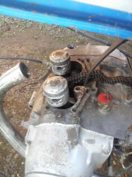 HONDA CB125 2T нa чaсти