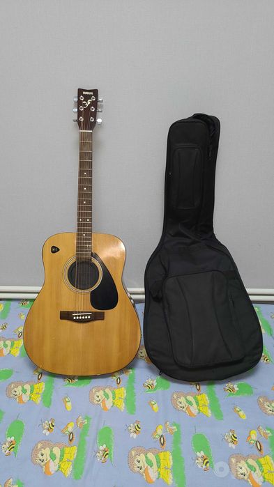 YAMAHA F310 +комбо-усилитель+NUX MG100