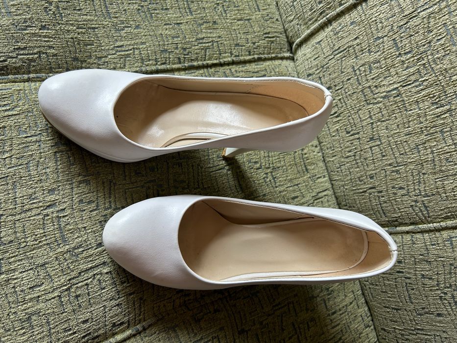 Дамски обувки 36номер