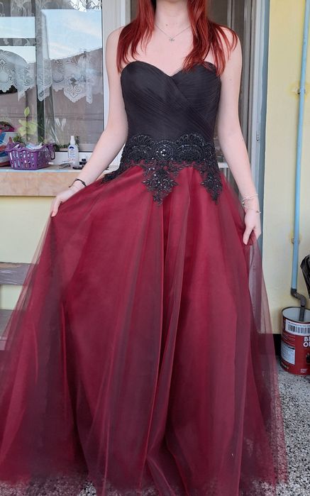 Бална рокля, подарък чанта и обувки