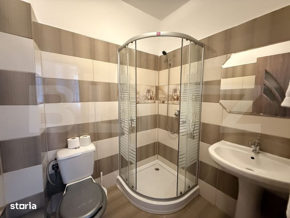 Apartament 3 camere cu 3 bai, bloc nou, terasa, zona Rocada, Brazda