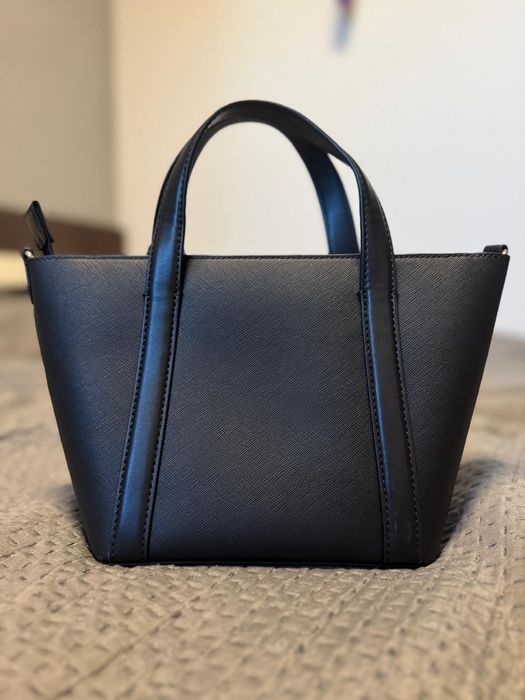 Oferta de neratat  geanta Michael Kors
