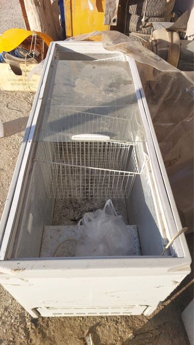 Холодильник напольный