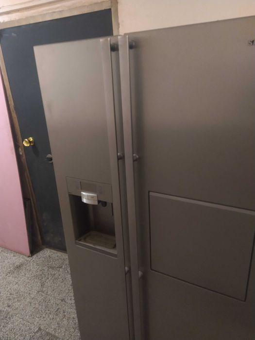 Хладилник самсунг