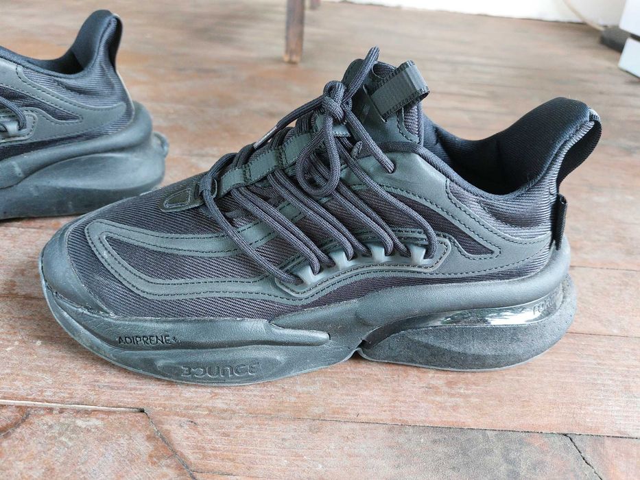 Нови adidas Alphaboost V1 размер 38.5