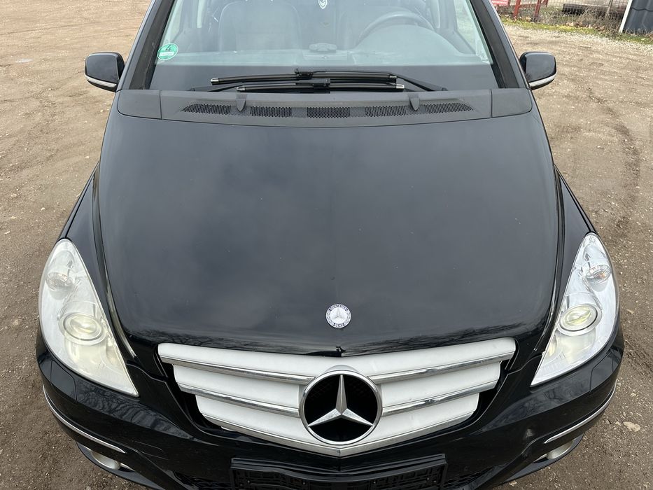 Решетка с емблема/Маска за Мерцедес B classe w245 facelift