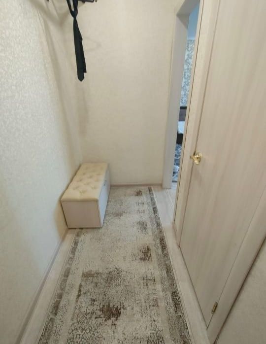 Продам 2 ком кв район Бэста.