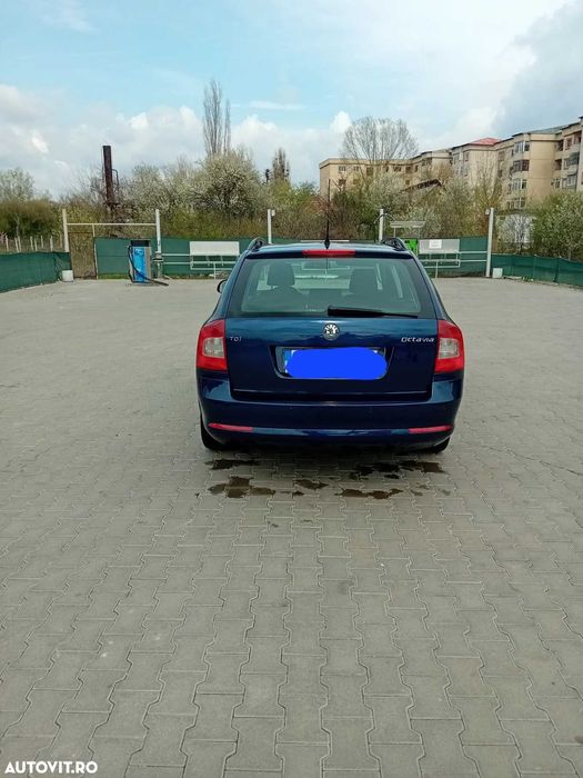 SKODA Octavia 2011 — imagine 2