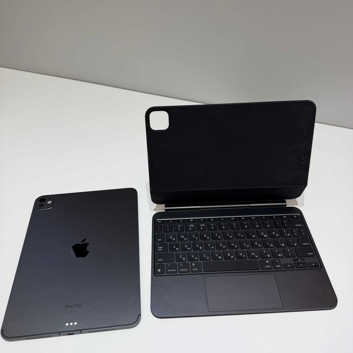 iPad Pro M4 Black 11-inch 100% + Keyboard original
