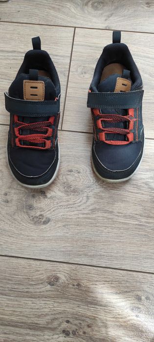 28 номер туристически обувки