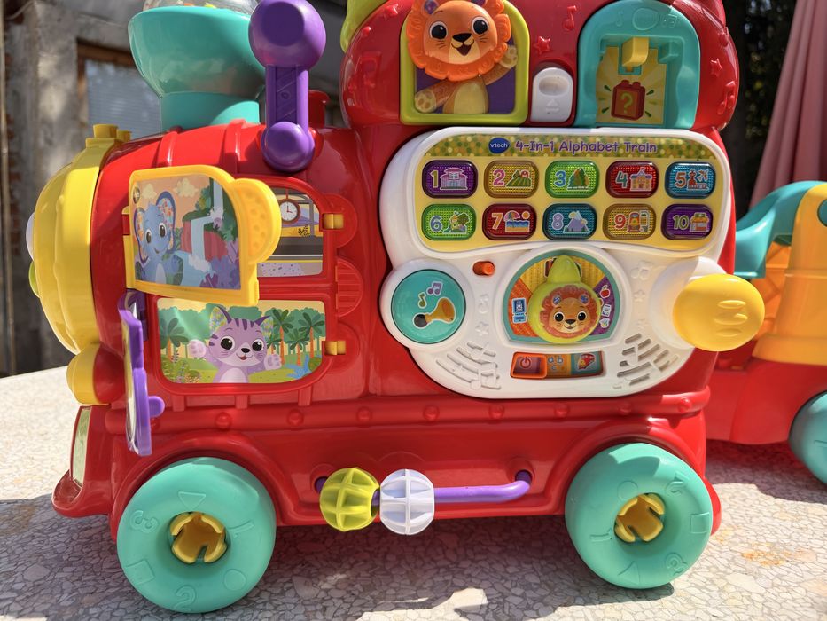 Влакче за бутане с крачета VTech