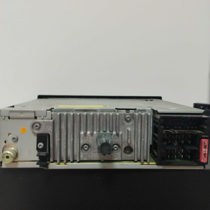 Vând radio CD - BLAUPUNKT