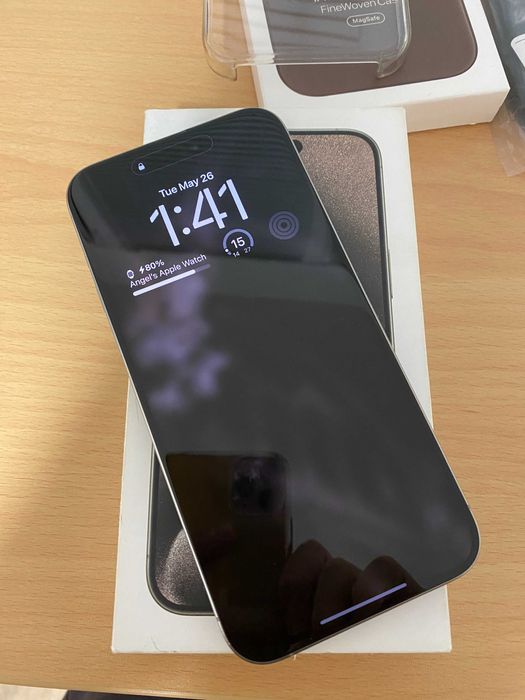 iPhone 15 Pro Max 256gb E-Sim