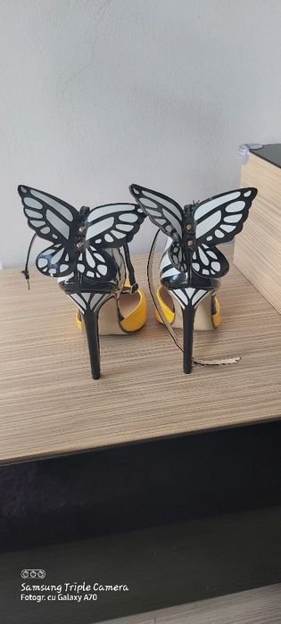 Pantofi stiletto