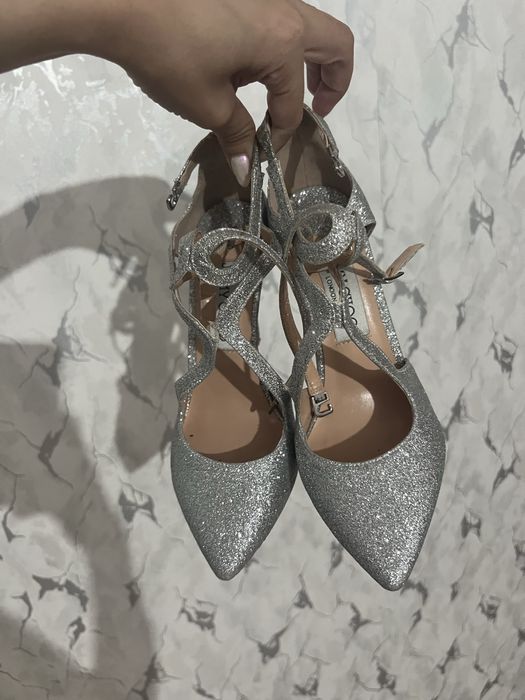 Продается туфлии