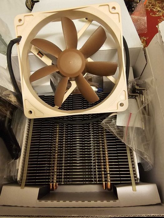 Noctua CPU cooler si Noctua ventilatoare de 120 si de 140