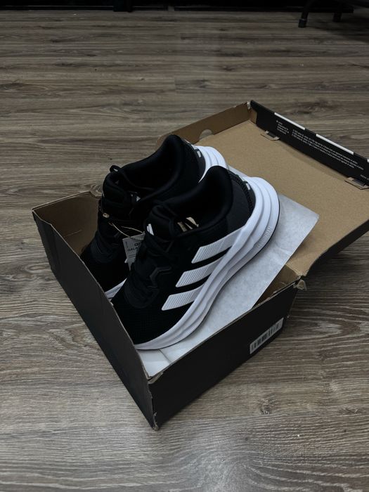 Кроссрвки Adidas Galaxy 7