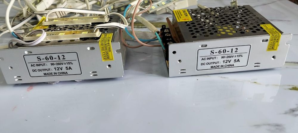 Импульсный блок питания с светадиодами 2 штук