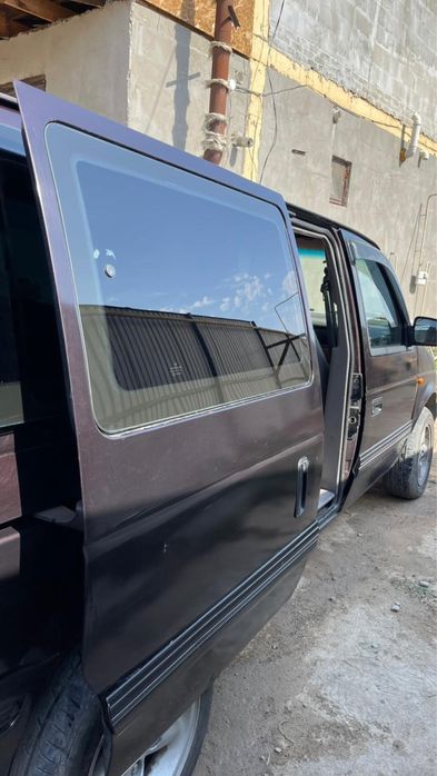 Автомобиль