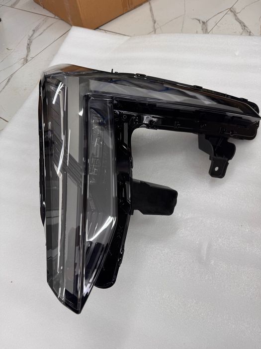 Фара левая GEELY Atlas