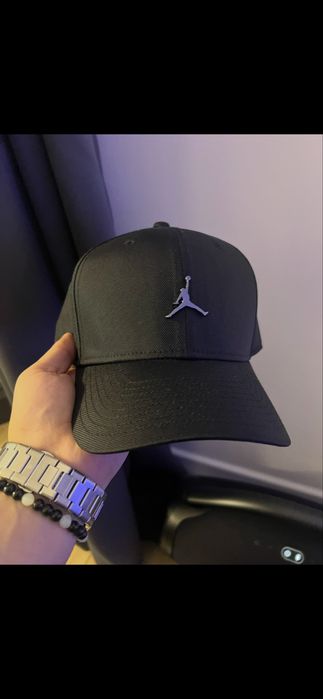 Vand sapca jordan nou nouta