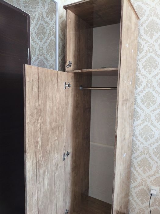 Продам шкаф для одежды, цена договорная