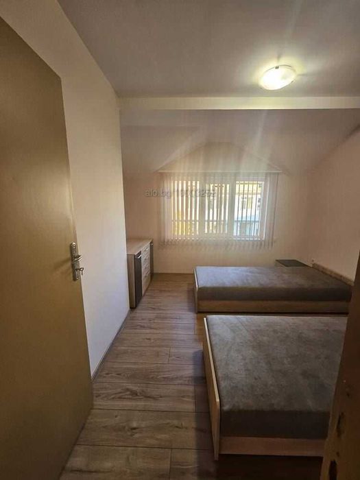 Дава се под наем Тристаен апартамент в Пловдив, Коматевски възел - 107 кв.м за 510 € - Снимка #5