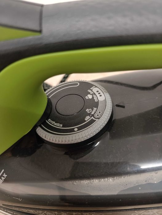 Парна ютия Rowenta (DW6330D1) Eco Intelligence 2270 - 2700 W